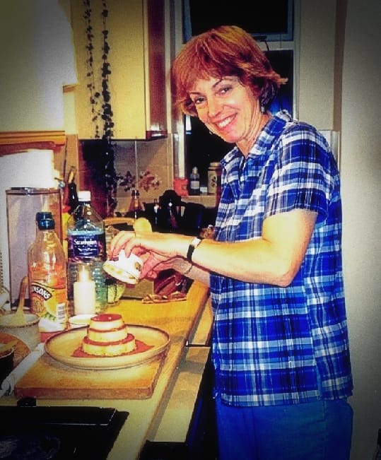 Mum in the Kitchen